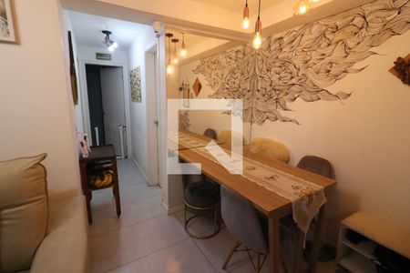 Sala de apartamento à venda com 2 quartos, 48m² em Novo Osasco, Osasco