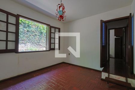 Quarto 1 de casa à venda com 2 quartos, 2000m² em Braúnas, Belo Horizonte
