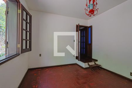Quarto 1 de casa à venda com 2 quartos, 2000m² em Braúnas, Belo Horizonte
