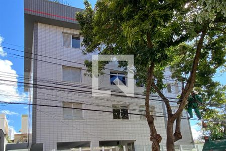 Fachada de apartamento para alugar com 2 quartos, 65m² em Sagrada Família, Belo Horizonte