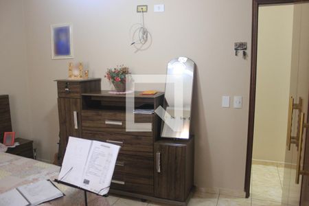 Quarto 1 de casa à venda com 3 quartos, 220m² em Jardim Scyntila, Guarulhos