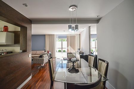 Sala de casa de condomínio à venda com 3 quartos, 210m² em Dos Casa, São Bernardo do Campo