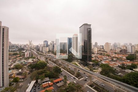 Sacada de kitnet/studio para alugar com 1 quarto, 25m² em Vila Cordeiro, São Paulo