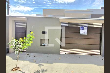 Fachada de casa à venda com 3 quartos, 250m² em Várzea, Lagoa Santa
