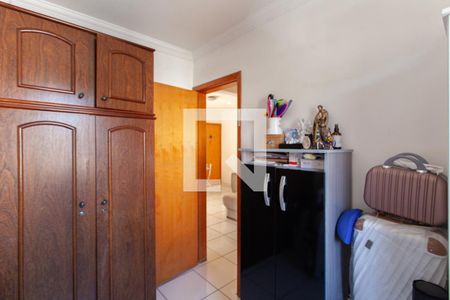 Quarto 1 de apartamento para alugar com 2 quartos, 60m² em São João Batista, Belo Horizonte