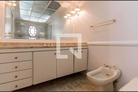 Apartamento à venda com 4 quartos, 220m² em Cerqueira César, São Paulo