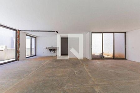 Casa à venda com 3 quartos, 538m² em Alto de Pinheiros, São Paulo