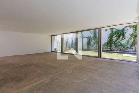 Casa à venda com 3 quartos, 538m² em Alto de Pinheiros, São Paulo