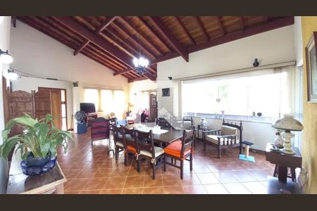 Casa à venda com 4 quartos, 235m² em Cidade Universitária, Campinas