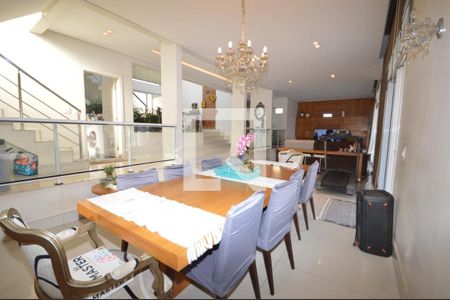 Casa à venda com 3 quartos, 567m² em Copacabana, Belo Horizonte