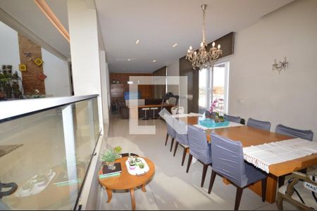 Casa à venda com 3 quartos, 567m² em Copacabana, Belo Horizonte