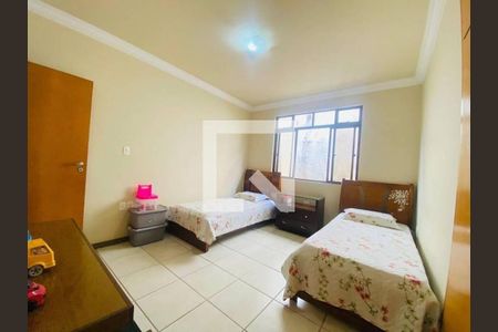 Casa à venda com 5 quartos, 400m² em Santa Amelia, Belo Horizonte