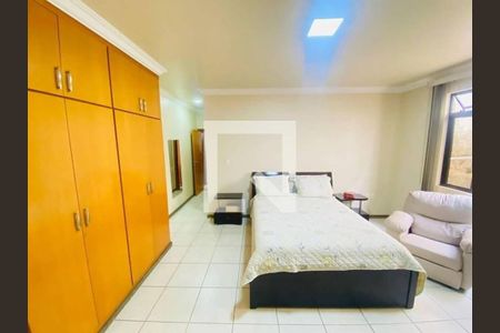 Casa à venda com 5 quartos, 400m² em Santa Amelia, Belo Horizonte