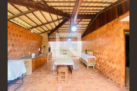 Casa à venda com 5 quartos, 400m² em Santa Amelia, Belo Horizonte