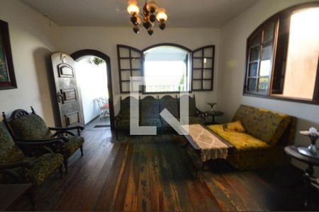 Casa à venda com 3 quartos, 233m² em Santa Amelia, Belo Horizonte