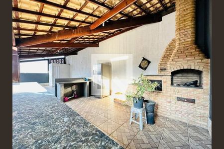 Casa à venda com 2 quartos, 64m² em Planalto, Belo Horizonte
