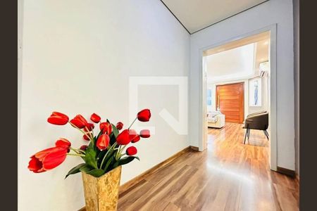 Casa à venda com 3 quartos, 360m² em Heliópolis, Belo Horizonte