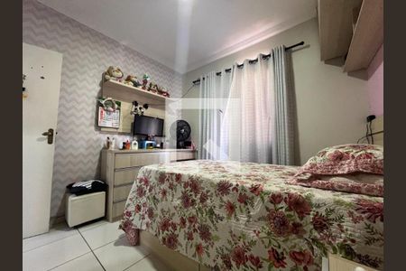 Casa à venda com 5 quartos, 160m² em Indians, Belo Horizonte