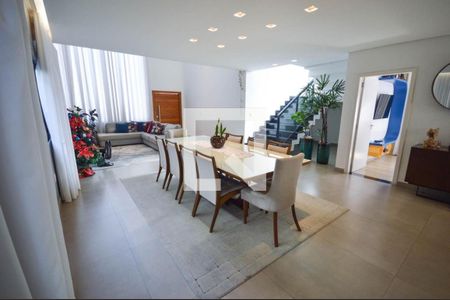 Casa à venda com 4 quartos, 380m² em Canaa, Belo Horizonte