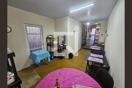 Casa à venda com 4 quartos, 202m² em Conjunto Helena Antipoff, Belo Horizonte