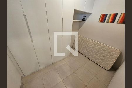 Casa à venda com 3 quartos, 211m² em Itapoã, Belo Horizonte