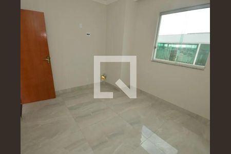 Apartamento à venda com 5 quartos, 150m² em Heliópolis, Belo Horizonte