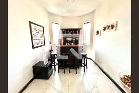 Apartamento à venda com 4 quartos, 187m² em Itapoã, Belo Horizonte