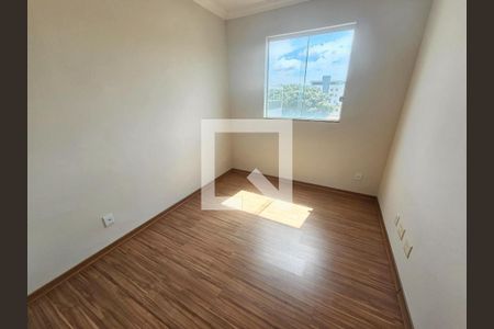 Apartamento à venda com 4 quartos, 140m² em Rio Branco, Belo Horizonte