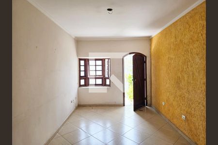 Sala  / Casa 01 de casa à venda com 4 quartos, 210m² em Vila Alianca, Guarulhos