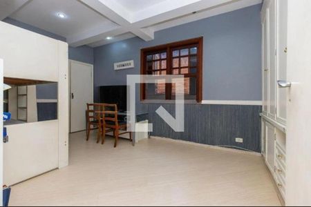 Casa à venda com 5 quartos, 208m² em Vila Madalena, São Paulo