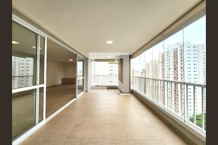 Varanda de apartamento à venda com 3 quartos, 181m² em Indianópolis, São Paulo