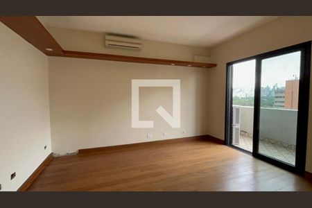 Apartamento à venda com 3 quartos, 210m² em Itaim Bibi, São Paulo