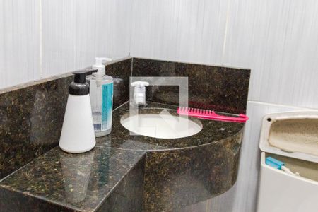 Lavabo de casa à venda com 3 quartos, 212m² em Vila Sitio dos Morros, São Paulo