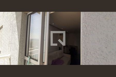Sacada de apartamento à venda com 2 quartos, 52m² em Bussocaba, Osasco