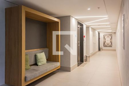 Hall social de kitnet/studio à venda com 1 quarto, 19m² em Água Branca, São Paulo