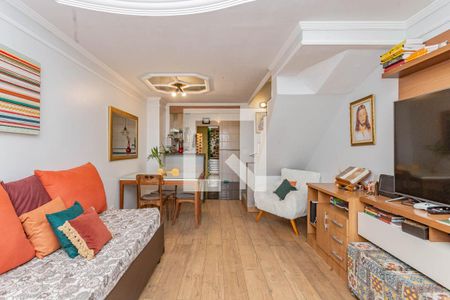 Sala de casa de condomínio à venda com 4 quartos, 120m² em Vila Caraguata, São Paulo