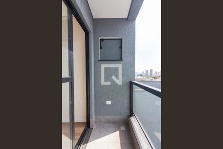 Sacada de casa à venda com 3 quartos, 215m² em Jardim das Flores, Osasco