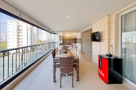 Varanda gourmet de apartamento à venda com 4 quartos, 247m² em Vila Mariana, São Paulo