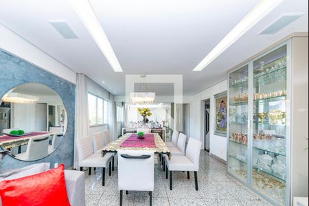 Sala de apartamento à venda com 4 quartos, 140m² em Buritis, Belo Horizonte