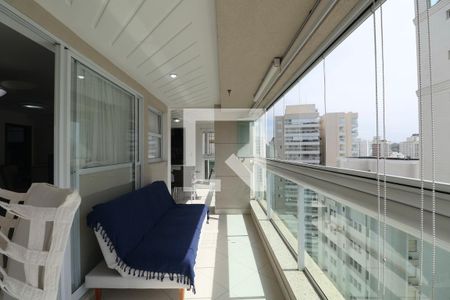 Varanda de apartamento para alugar com 4 quartos, 170m² em Jardim Asturias, Guarujá