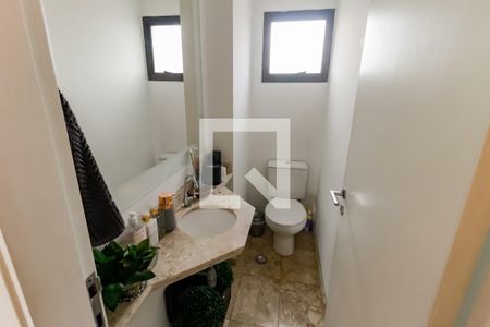 Lavabo de apartamento à venda com 4 quartos, 219m² em Vila Suzana, São Paulo