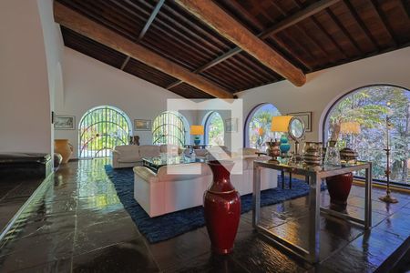 Sala de casa à venda com 4 quartos, 574m² em Mangabeiras, Belo Horizonte