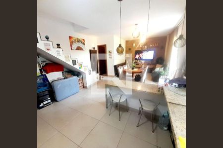 Casa à venda com 2 quartos, 88m² em Vargem Grande, Rio de Janeiro
