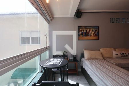 Sala de apartamento para alugar com 1 quarto, 54m² em Jardim Las Palmas, Guarujá