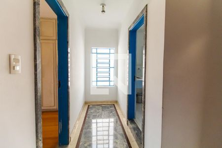 Hall de casa para alugar com 4 quartos, 233m² em Jardim Nossa Senhora do Carmo, São Paulo