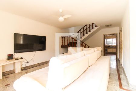 Sala de casa para alugar com 4 quartos, 233m² em Jardim Nossa Senhora do Carmo, São Paulo