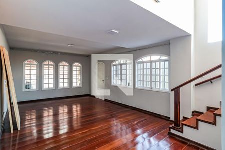 Sala de casa para alugar com 3 quartos, 132m² em Cidade São Francisco, São Paulo