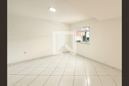 Sala de TV de casa para alugar com 3 quartos, 120m² em Areias, São José