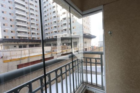 Varanda de kitnet/studio para alugar com 1 quarto, 35m² em Vila Tolstoi, São Paulo