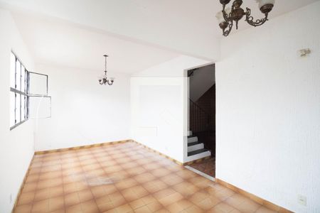 Sala de casa para alugar com 4 quartos, 100m² em Campo Grande, Rio de Janeiro